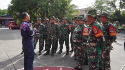 Kodim 0502/Jakarta Utara Gelar Latihan Terpadu Pemadam Kebakaran Bersama Sudin Damkar