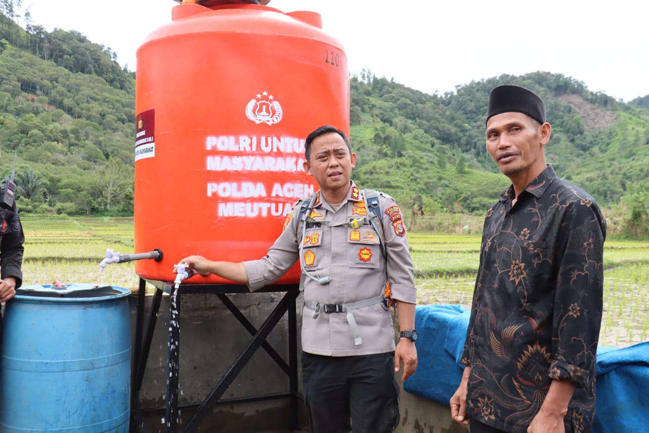 Kapolres Aceh Tengah Resmikan Bantuan Sumur Bor Kapolda Aceh untuk Warga Terdampak Bencana di Kecamatan Bintang