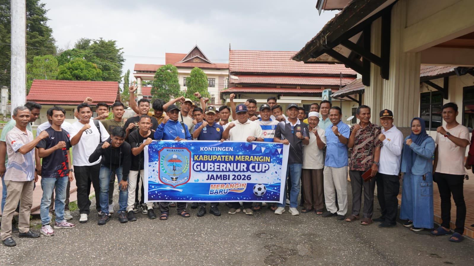 Merangin Barometer Sepakbola Jambi, Wabup A. Khafidh Lepas Kontingen Gubernur Cup 2026 