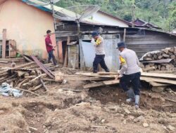 Polres Aceh Tengah dan BKO Brimob Bantu Pulihkan Empat Fasilitas Umum dan Satu Rumah Warga di Sejumlah Titik di Aceh Tengah