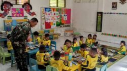 Babinsa Kelurahan Sunyaragi Lakukan Monitoring dan Pendampingan Pendistribusian MBG