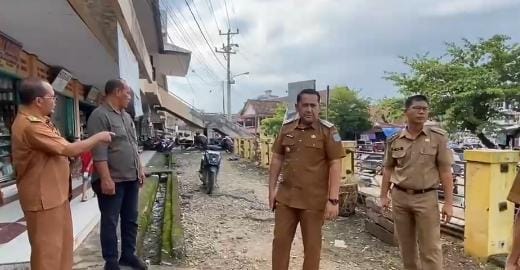 Tinjau Pasar Lereng dan Pasar Bawah Bangko, Bupati M. Syukur Bakal Benahi Fasilitas dan Bantu UMKM