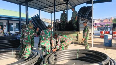 Kodim 0106/Aceh Tengah Salurkan Bantuan Logistik Pipa Untuk Air Bersih Kodim 0106/Aceh Tengah Salurkan Bantuan Logistik Pipa Untuk Air Bersih