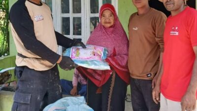 Polres Aceh Tengah Salurkan Bantuan Logistik ke Warga Terpencil dan Terisolir di Kampung Serule