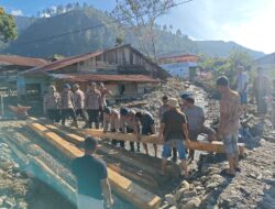 Tangan Bersatu Bangun Harapan, Polsek Bintang, Brimob, dan Masyarakat Dirikan Jembatan Darurat di Gele Pulo