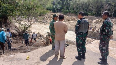 Dandim  0106/Aceh Tengah Tinjau Langsung Pembangunan Jembatan Desa Terang Engon