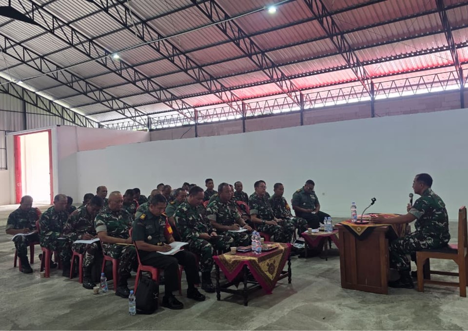 Wakil Panglima TNI Pimpin Vidcon Evaluasi Percepatan Pembangunan KDKMP di Kodim 0808/Blitar