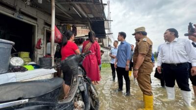 Tinjau Banjir di Bekasi, Wapres Pastikan Keselamatan dan Pendampingan Warga Terpenuhi
