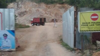 Merasa Kebal Hukum Inisial ( H ) Penambangan Galian C Jalan. P Tirtayasa Sukabumi Kota Bandar Lampung Diduga Dibekingin Oknum Polisi Dari Polda Lampung Warga Minta Propam Tindak Tegas !!