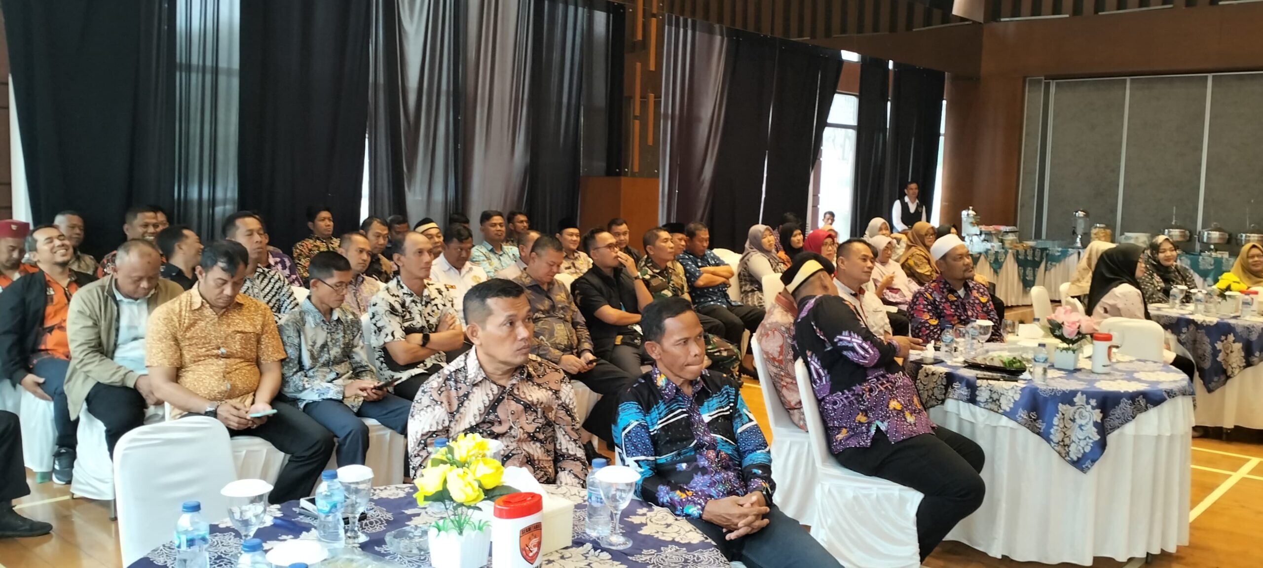 Peranan Media Berkolaborasi Dengan Polri Diperlukan, Dalam Giat Pamit Kapolsek Pasar Kemis, di Gedung Lavon Season City