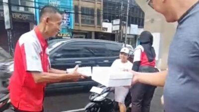 Manisnya Berbagi: Saat Insan BRILian Fatmawati Turun ke Jalan Manisnya Berbagi: Saat Insan BRILian Fatmawati Turun ke Jalan
