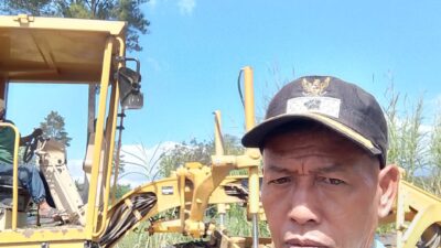 Kepala Desa Pondok Balek Desak Percepatan Penyiraman Sirtu Jalan Alternatif Kepala Desa Pondok Balek Desak Percepatan Penyiraman Sirtu Jalan Alternatif