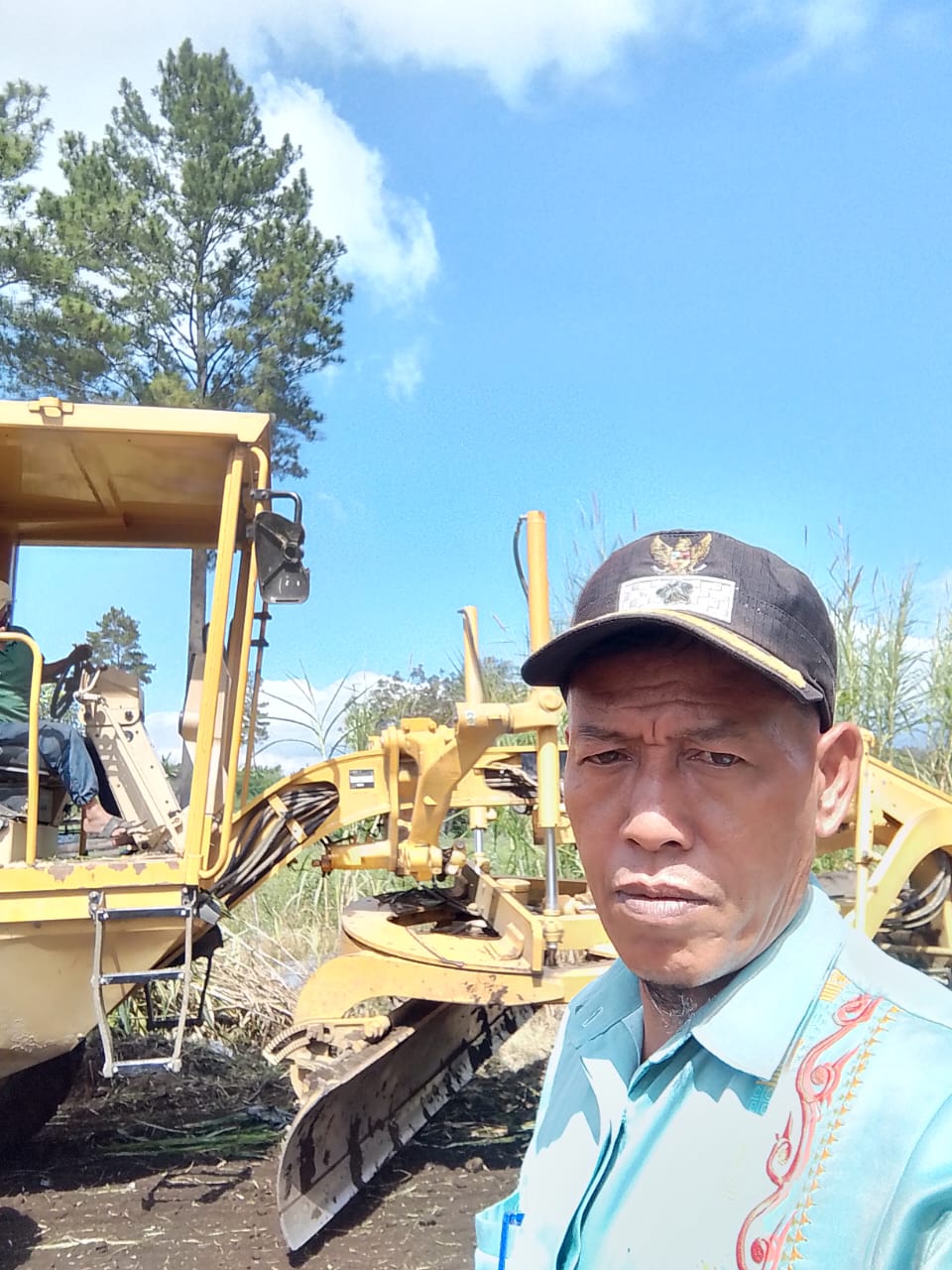 Kepala Desa Pondok Balek Desak Percepatan Penyiraman Sirtu Jalan Alternatif