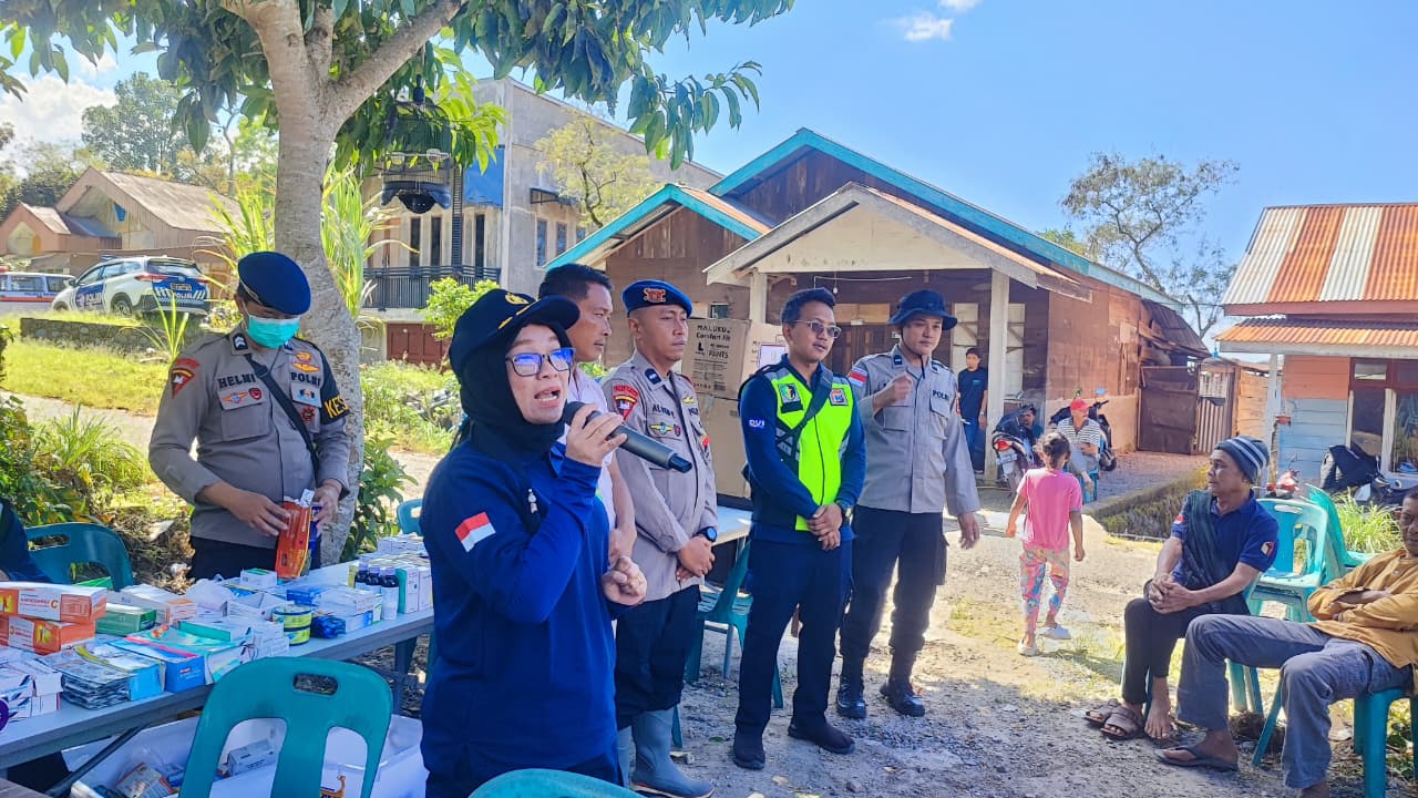 Polri Hadir di Tengah Warga Terdampak Bencana, Gelar Bakti Kesehatan dan Bantuan Sosial di Pantan Lues