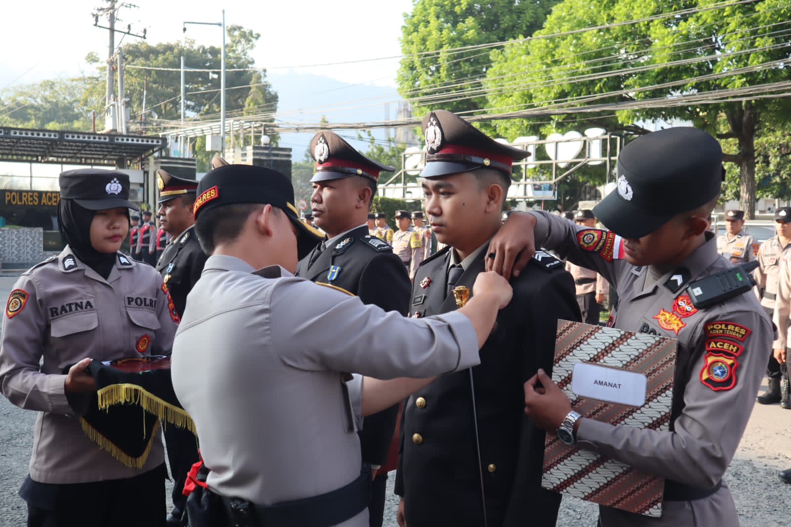 25 Personel Polres Aceh Tengah Terima Tanda Kehormatan Satyalencana Pengabdian dari Negara