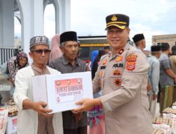 Polres Aceh Tengah Salurkan Bantuan kepada 40 Warga Kampung Mongal dan Personel Terdampak Kebakaran