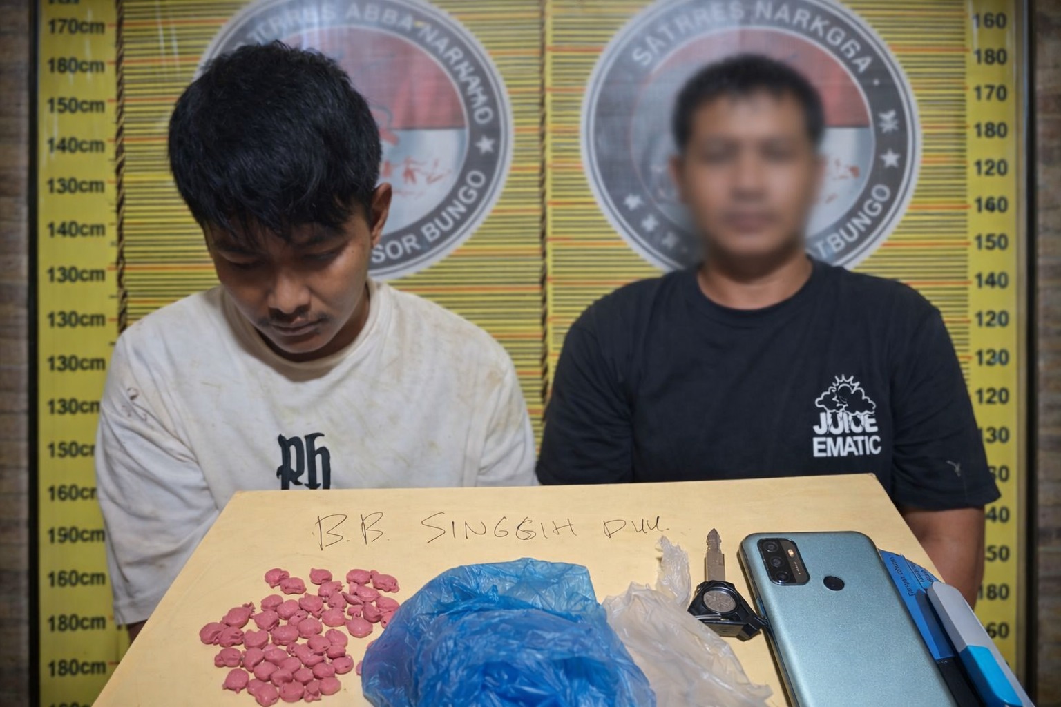 Satresnarkoba Polres Bungo Amankan Dua Pelaku Narkotika Jenis Ekstasi