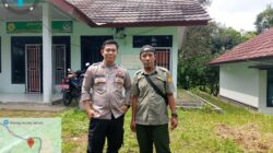 Bhabinkamtibmas Polsek Sajira Polres Lebak Bersilaturahmi Dengan Prades Desa Paja