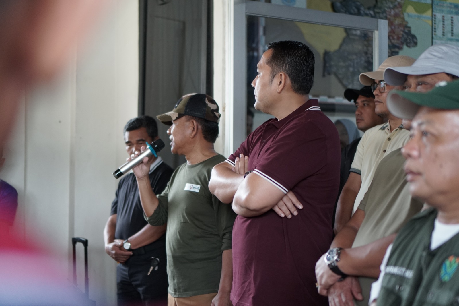 Pergoki Pejabat Buang Sampah Sembarangan dari Mobil Dinas,Wabup A. Khafidh; Sudah Saya Tegur, Bupati M. Syukur: Tarik Mobilnya, Tahan Gajinya