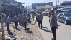 Polres Bener Meriah Gelar Kurve Rutin Gerakan Indonesia ASRI di Permukiman Warga