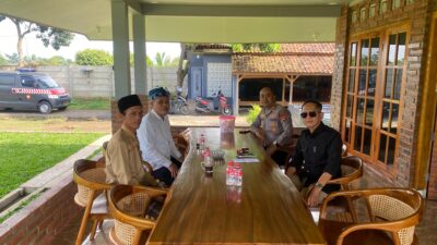 Kapolsek Maja Beserta Anggota Polres Lebak Silaturahmi Bersama Kepala Desa