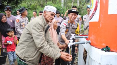 Kapolres Aceh Tengah Resmikan Sumur Bor ke-5 Bantuan Kapolda Aceh dan Mahasiswa STIK Angkatan 83 di Kuyun Uken