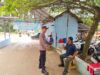 Anggota Polsek Cipanas Polres Lebak Giat Patroli Dialogis Temui warga masyarakat di Kampung Hamberang Ds. Luhurjaya