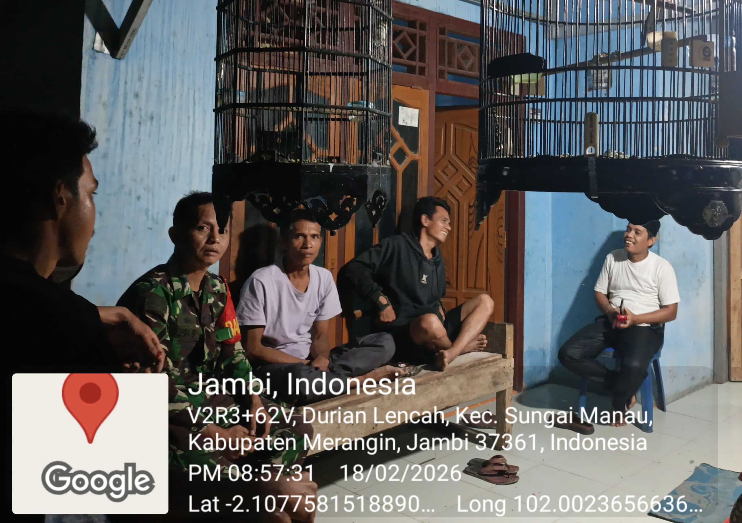 Patroli dan Komsos Malam, Wujud Nyata Kepedulian TNI terhadap Keamanan Lingkungan