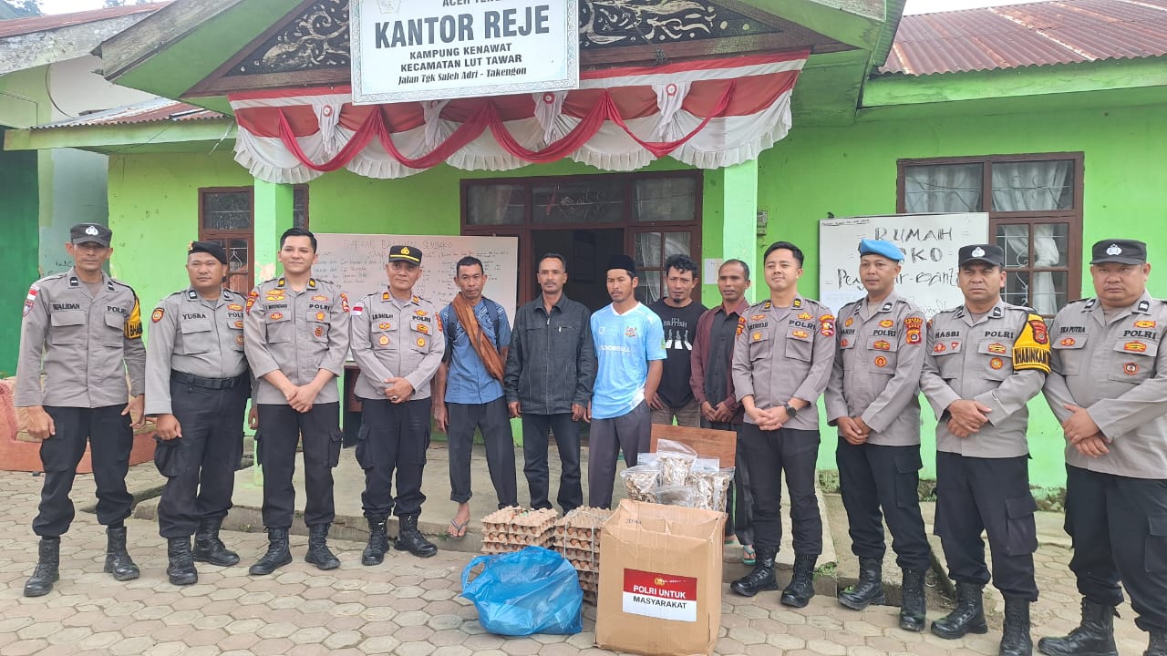 Mahasiswa STIK 83 Salurkan Bantuan Kapolri ke Posko Pengungsian dan gelar Trauma Healing untuk Anak-anak