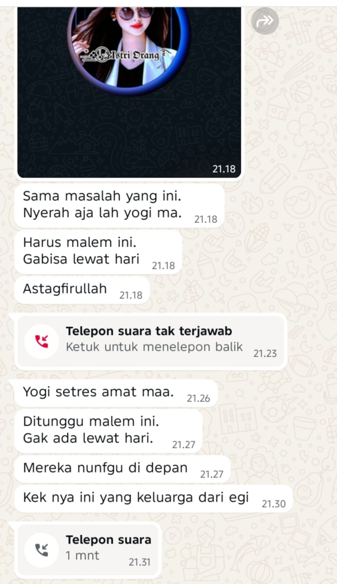 Napi Rutan Kelas I Bandar Lampung Bebas Gunakan HP, Lemahnya Pengawasan Atau Ada Keterlibatan Oknum ?