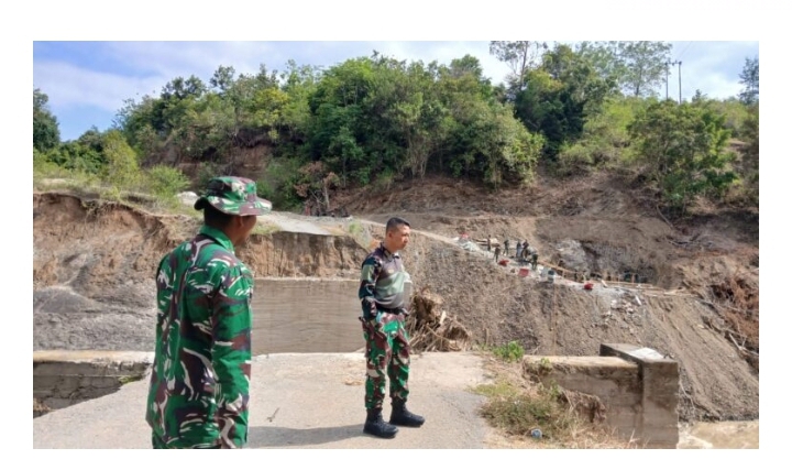 Dandim 0106/Aceh Tengah Tinjau Pembangunan Jembatan Gantung di Kecamatan Linge