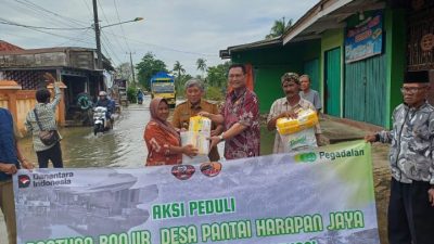 ‎Pegadaian Hadir Bantu Sekitar 1.500 KK Korban Banjir Di Muara Gembong