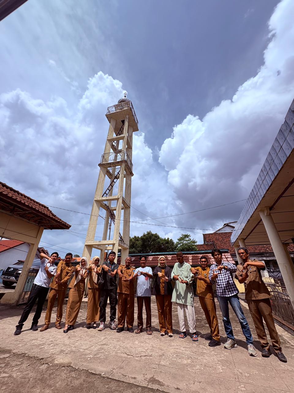 Sinyal Terhubung, Silaturahmi Tersambung