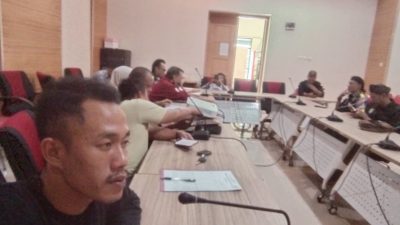 Di Duga Menghindar, Korwil BGN dari Undangan RDP Di Gedung DPRD Kabupaten Lebak Di Duga Menghindar, Korwil BGN dari Undangan RDP Di Gedung DPRD Kabupaten Lebak