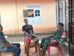 Babinsa Koramil 420-08/Tabir Serda Aris Andyanto Laksanakan Komsos Bersama Masyarakat di Desa Sungai Bulian Kecamatan Tabir Timur.