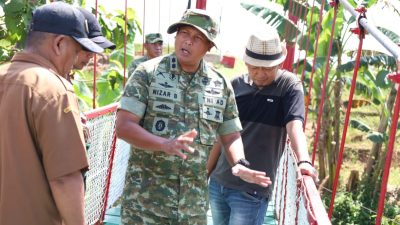 Dandim 0620/Kab. Cirebon Tinjau Renovasi Jembatan Gantung Desa Patapan, Pastikan Akses Warga Lebih Aman Dandim 0620/Kab. Cirebon Tinjau Renovasi Jembatan Gantung Desa Patapan, Pastikan Akses Warga Lebih Aman