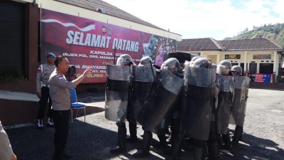 Terus Asah Kemampuan, Polres Aceh Tengah Intensifkan Latihan Pengendalian Massa Terus Asah Kemampuan, Polres Aceh Tengah Intensifkan Latihan Pengendalian Massa