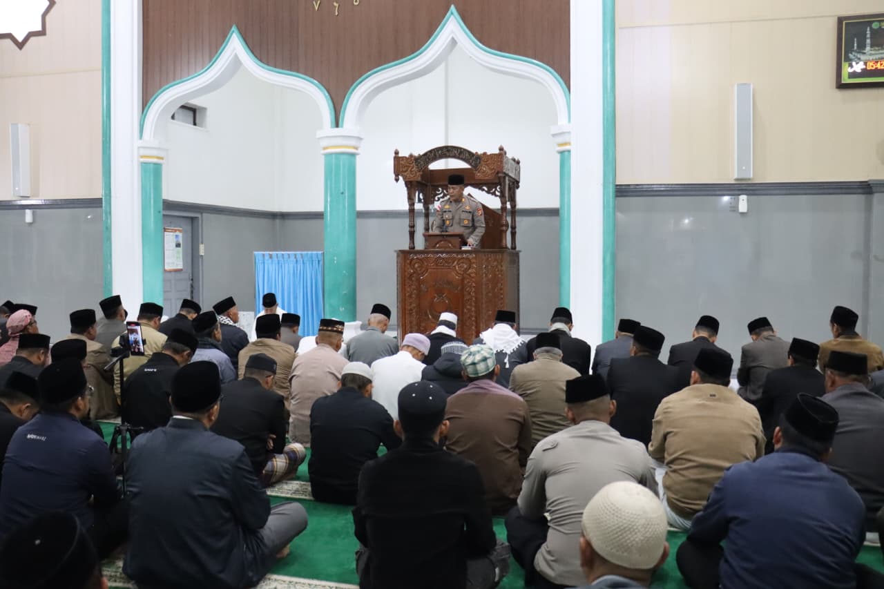 Safari Subuh “Rabu Berkah”, Kapolsek Kebayakan Ajak Warga Jaga Kamtibmas dan Jauhi Pelanggaran Norma