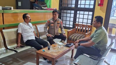 Bhabinkamtibmas Polsek Rangkasbitung Polres Lebak Sambangi Kades Nameng Bhabinkamtibmas Polsek Rangkasbitung Polres Lebak Sambangi Kades Nameng