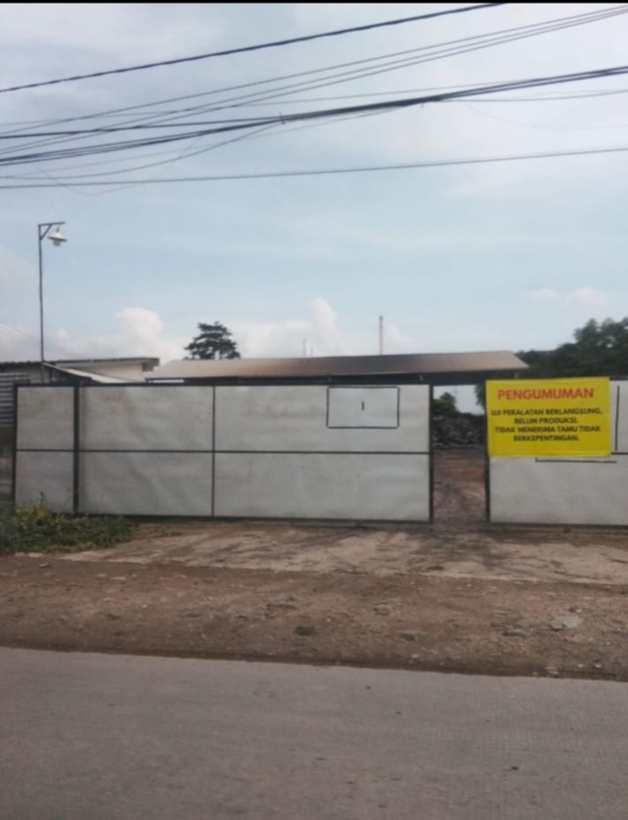 Lapor Pak Kapolda ,DLH ,KLHK ,Di Duga Gudang Pengolahan Limbah Ban Bekas Ilegal Telah Beroperasi Diam Diam Tanpa Izin